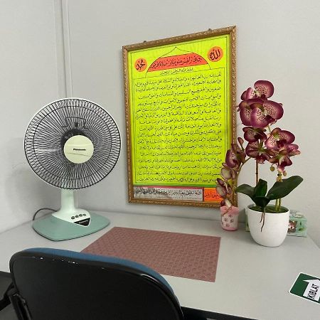 Homestaymuslim Di تيلوك إنتان المظهر الخارجي الصورة